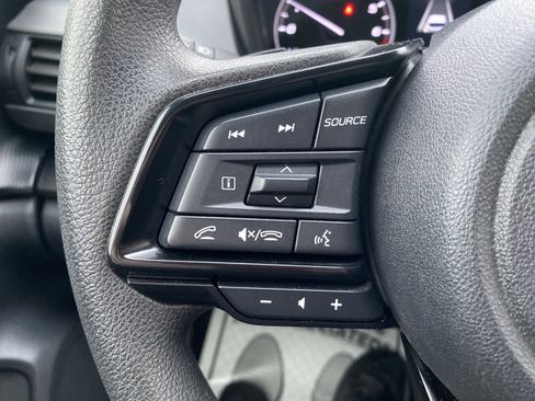 Used 2024 Subaru Crosstrek 2.0i Premium image 16