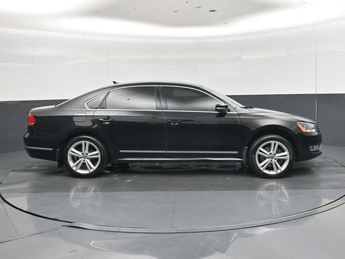 Used 2015 Volkswagen Passat 1.8T Sport FWD image 2