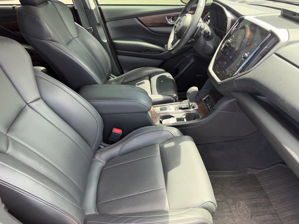 Used 2024 Subaru Ascent Touring w/ Popular Package #2 AWD/4WD image 17