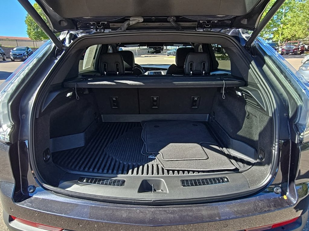 Certified 2023 Cadillac XT4 Sport AWD/4WD image 13
