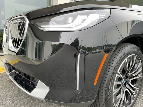 Certified 2025 BMW X3 xDrive30i w/ Premium Package image 26