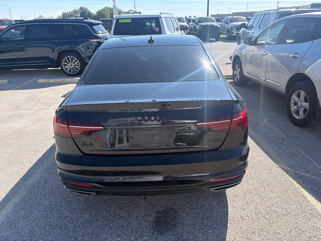 Used 2022 Audi A4 2.0T Premium Plus AWD/4WD image 5
