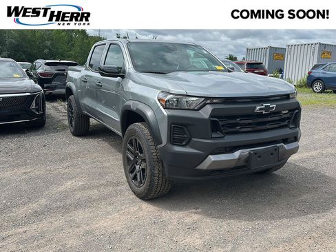 Used 2024 Chevrolet Colorado Trail Boss w/ Advanced Trailering Package AWD/4WD image 1
