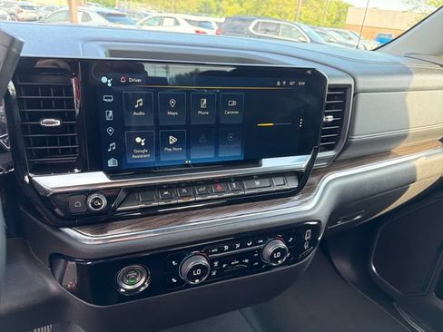 Certified 2023 Chevrolet Silverado 1500 LT AWD/4WD image 17