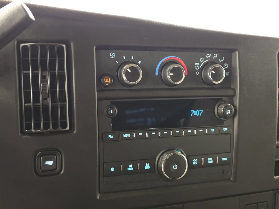 Used 2024 Chevrolet Express 3500 LT w/ LT Preferred Equipment Group RWD image 38