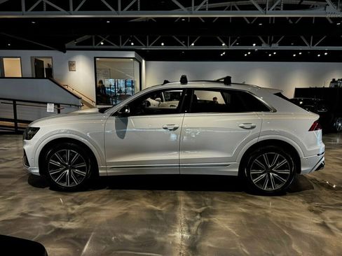 Used 2023 Audi SQ8 Premium Plus w/ Executive Package AWD/4WD image 2