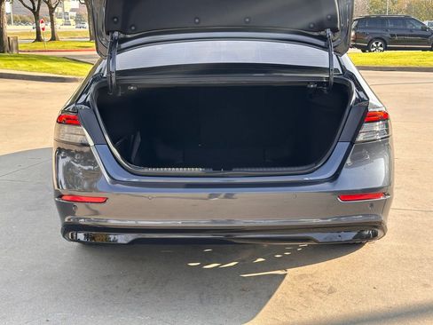 Used 2024 Honda Accord Touring image 16