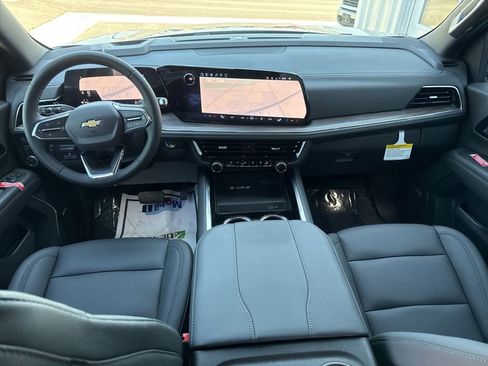 New 2026 Chevrolet Suburban LT w/ Comfort Package AWD/4WD image 11