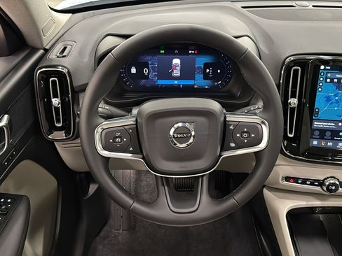 Used 2026 Volvo XC40 B5 Plus w/ Protection Package Premier image 12