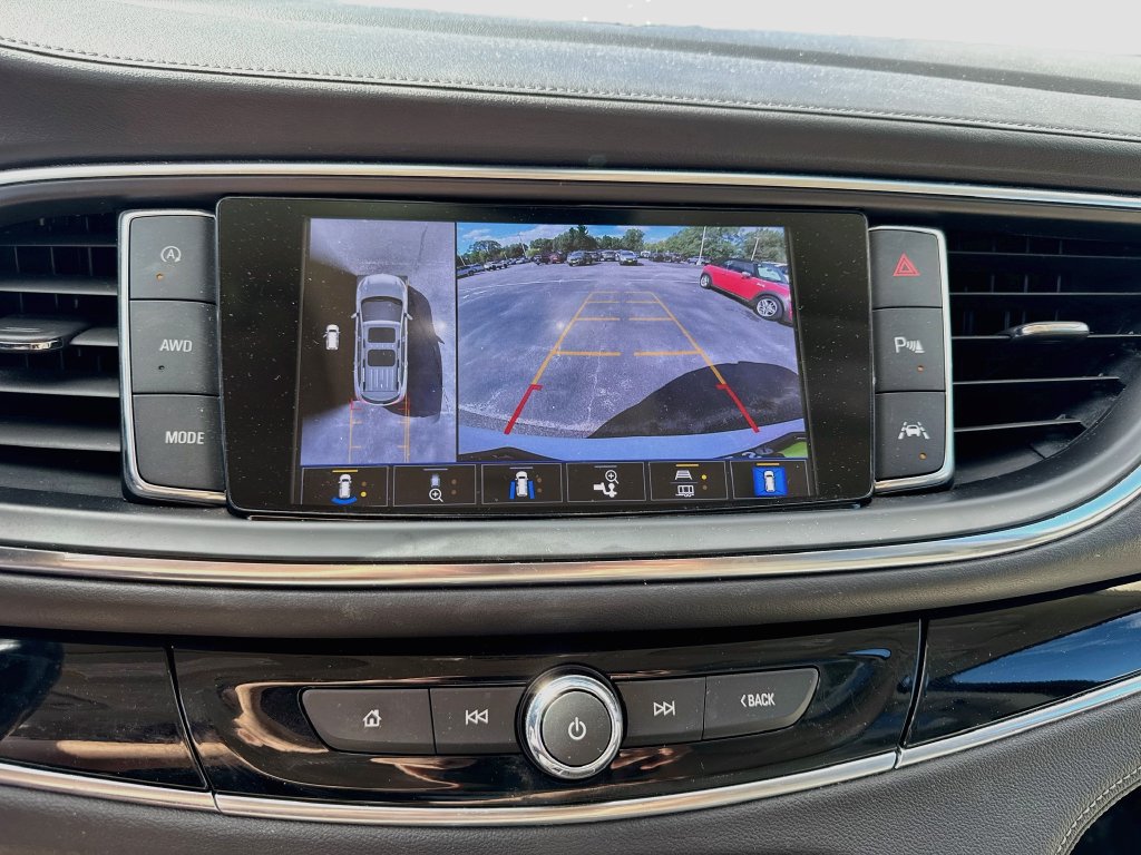 Used 2023 Buick Enclave Avenir w/ Trailering Package, 5000 lbs. AWD/4WD image 12