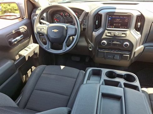 Used 2022 Chevrolet Silverado 1500 Custom AWD/4WD image 14