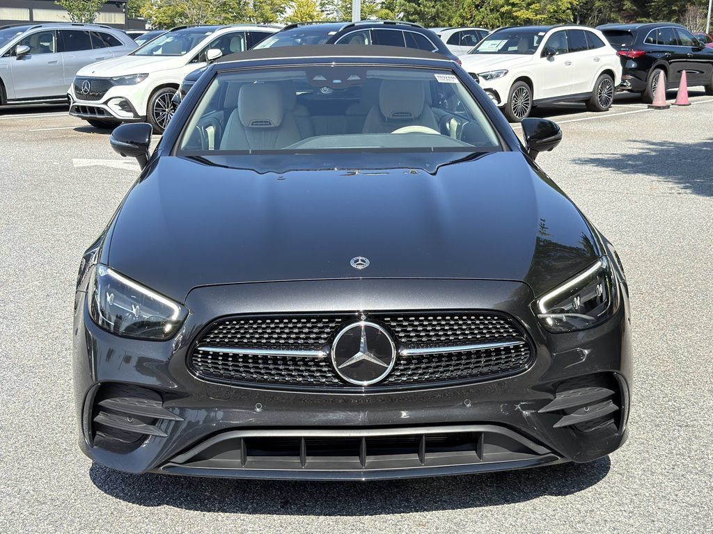 Used 2023 Mercedes-Benz E 450 Cabriolet image 3