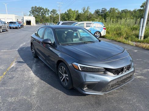 Used 2023 Honda Civic LX image 8