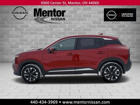 Certified 2025 Nissan Kicks SV image 4