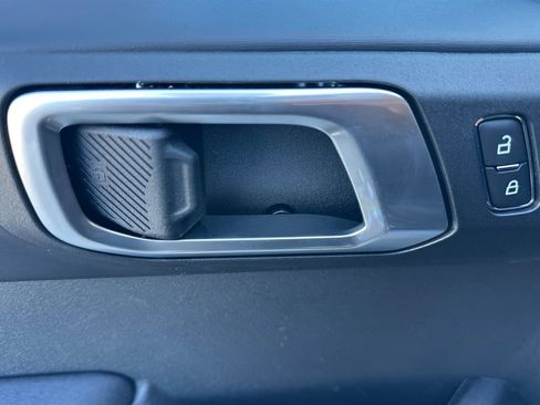 New 2025 Ford Bronco Badlands image 10