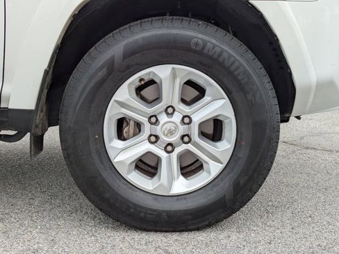 Used 2024 Toyota 4Runner SR5 RWD image 11