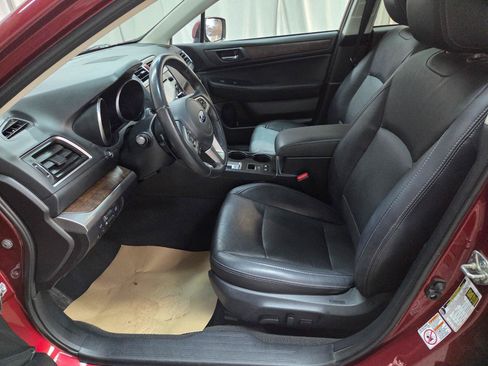 Used 2017 Subaru Outback 2.5i Limited AWD/4WD image 14