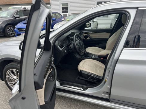 Used 2017 BMW X1 xDrive28i AWD/4WD image 26