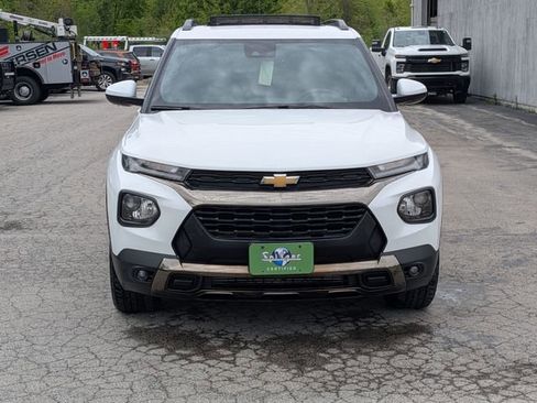 Used 2023 Chevrolet TrailBlazer ACTIV w/ Sun and Liftgate Package AWD/4WD image 11
