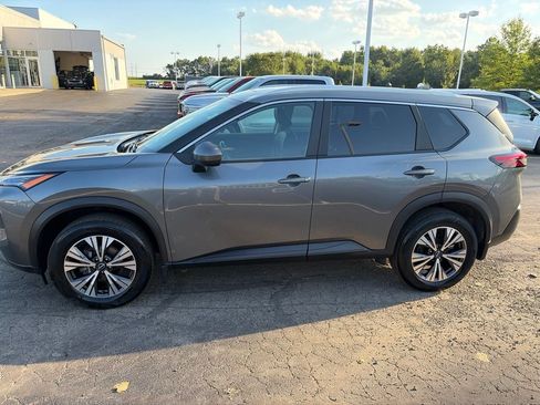Used 2023 Nissan Rogue SV w/ SV Premium B Package AWD/4WD image 11