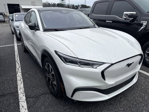 Used 2023 Ford Mustang Mach-E Premium image 2