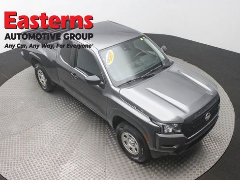Used 2022 Nissan Frontier S RWD image 3