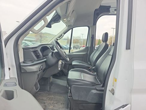 Certified 2023 Ford Transit 250 Medium Roof AWD image 20