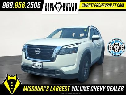 Used 2024 Nissan Pathfinder SV