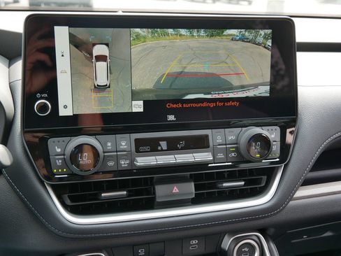 Certified 2026 Toyota Grand Highlander AWD image 19