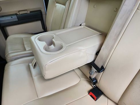 Used 2011 Ford F250 Lariat w/ Lariat Interior Pkg image 34