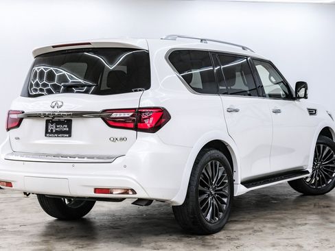 Used 2023 INFINITI QX80 Premium Select w/ Cargo Package image 5