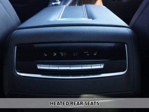Used 2023 Cadillac Escalade Premium Luxury AWD/4WD image 13