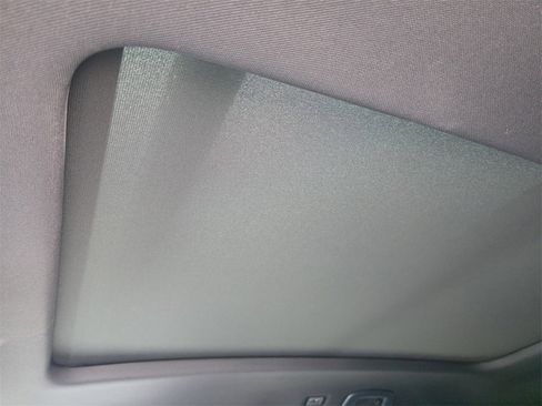 New 2026 Volkswagen Atlas Cross Sport SEL R-Line image 19