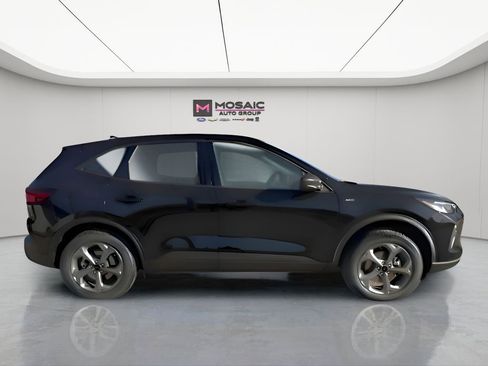 New 2026 Ford Escape ST-Line w/ Cold Weather Package image 4