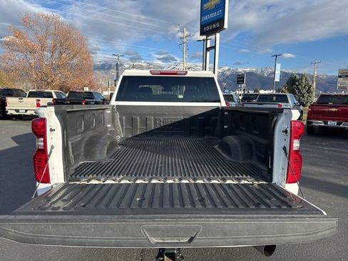 Used 2024 Chevrolet Silverado 2500 LT image 14