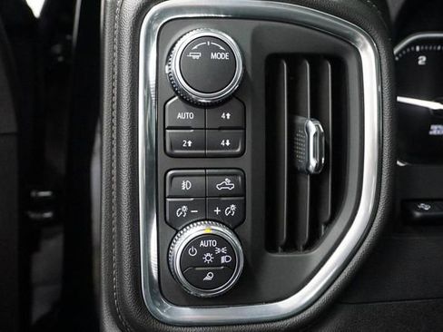 Used 2021 GMC Sierra 2500 Denali w/ Denali Black Diamond Edition AWD/4WD image 11