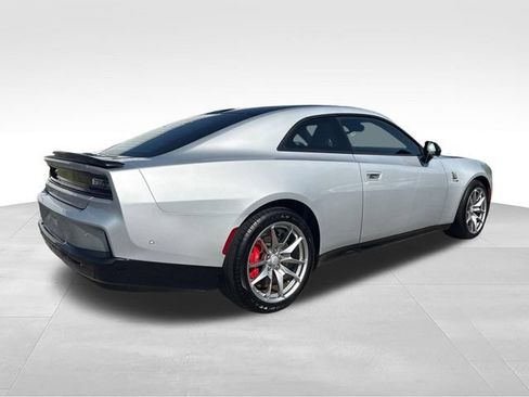 Used 2024 Dodge Charger Daytona Scat Pack w/ Plus Group AWD/4WD image 18