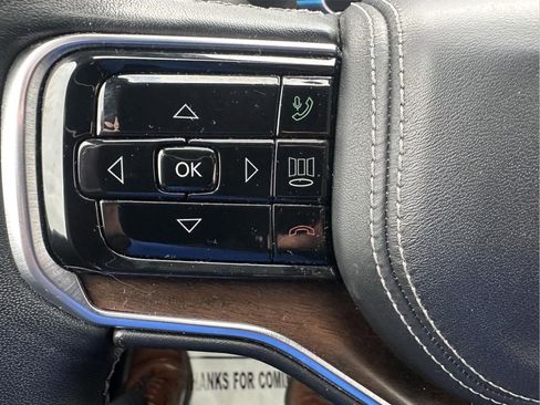 Used 2023 Jeep Grand Wagoneer Series II image 19