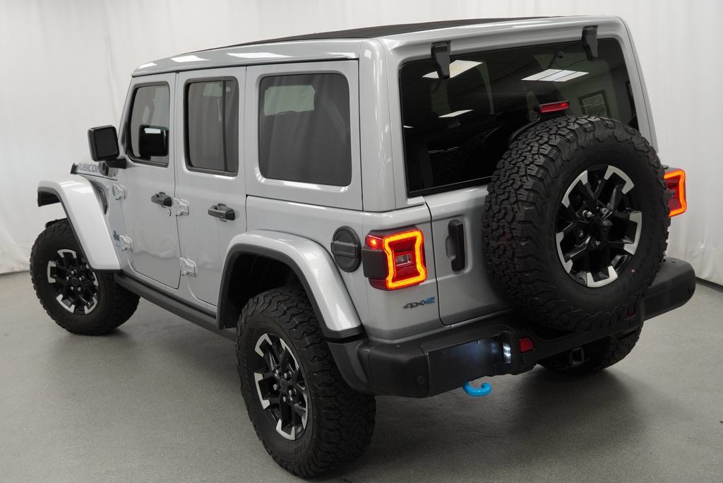Used 2024 Jeep Wrangler Unlimited Rubicon 4xe AWD/4WD image 26