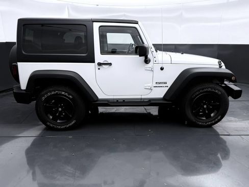 Used 2013 Jeep Wrangler Sport AWD/4WD image 8
