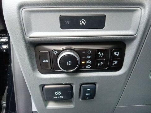 New 2025 Ford F150 Lariat w/ Equipment Group 501A Mid AWD/4WD image 17