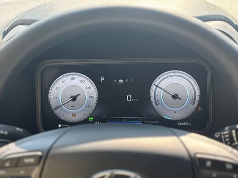 Used 2023 Hyundai Kona SE FWD image 26