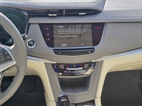 New 2026 Cadillac XT5 Premium Luxury w/ Driver Assist Package FWD image 17