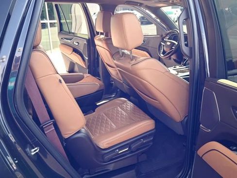 Used 2022 Cadillac Escalade Sport w/ Touring Package AWD/4WD image 27