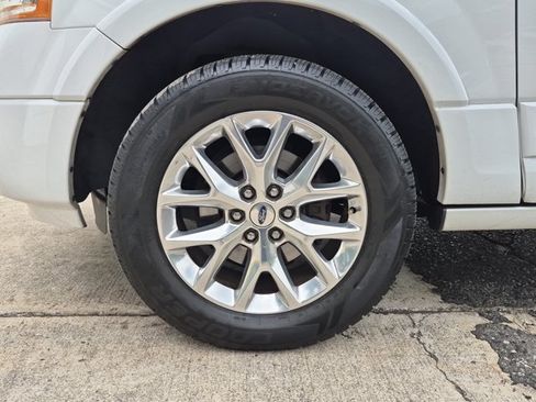 Used 2015 Ford Expedition Limited w/ Equipment Group 301A RWD image 28