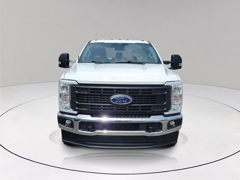 Used 2024 Ford F350 XL AWD/4WD image 2