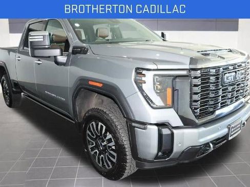 Certified 2024 GMC Sierra 2500 Denali Ultimate w/ Max Trailering Package image 11