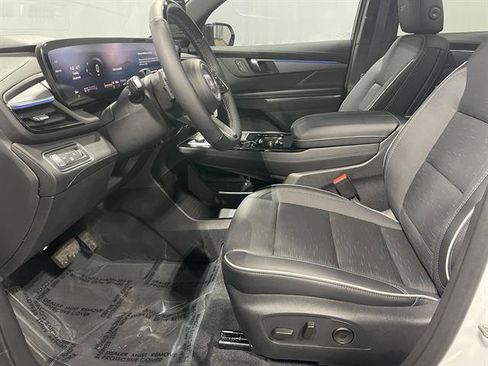 New 2025 Buick Enclave Sport Touring w/ Super Cruise Package image 13