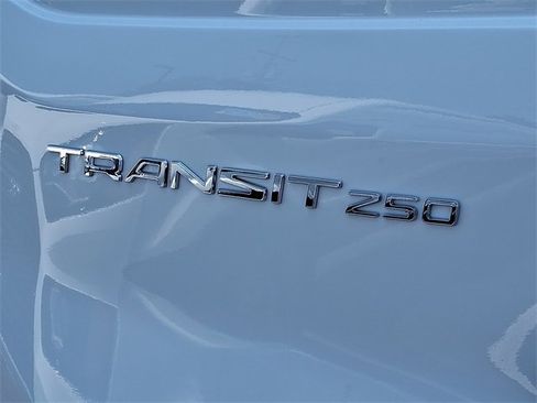 Used 2020 Ford Transit 250 Low Roof AWD image 33