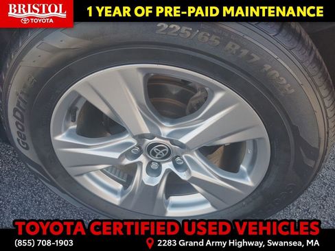 Used 2023 Toyota RAV4 XLE w/ Convenience Package AWD/4WD image 12